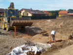 Archeologický průzkum, základová deska a zdění bungalovu č. 1 v Černé u Bohdanče