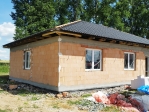Zdění a zastřešení bungalovu č. 2 v Mikulovicích